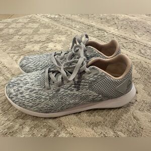 Ladies Reebok Sneakers size 7 1/2